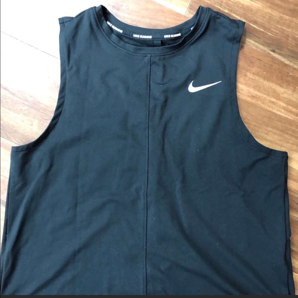 Black Nike High Neck Tank Size XS